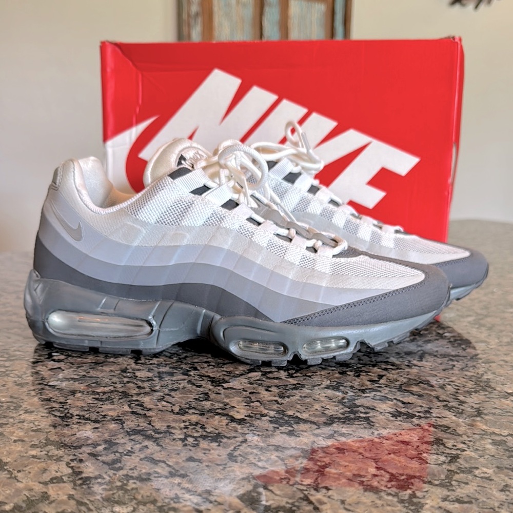 Nike Air Max 95 White Gray Sneakers